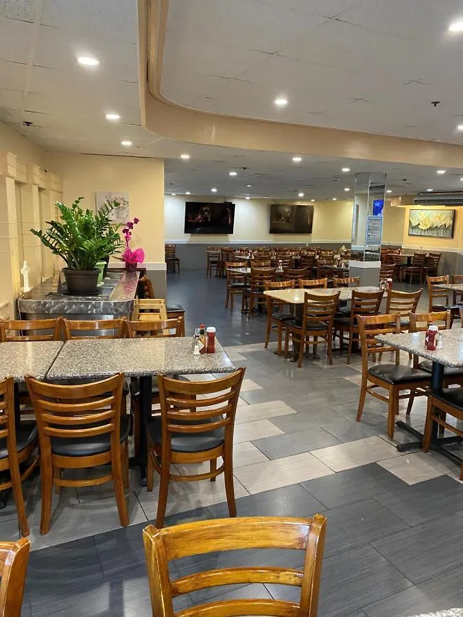 Ramada Plaza By Wyndham Waikiki Hotel Honolulu