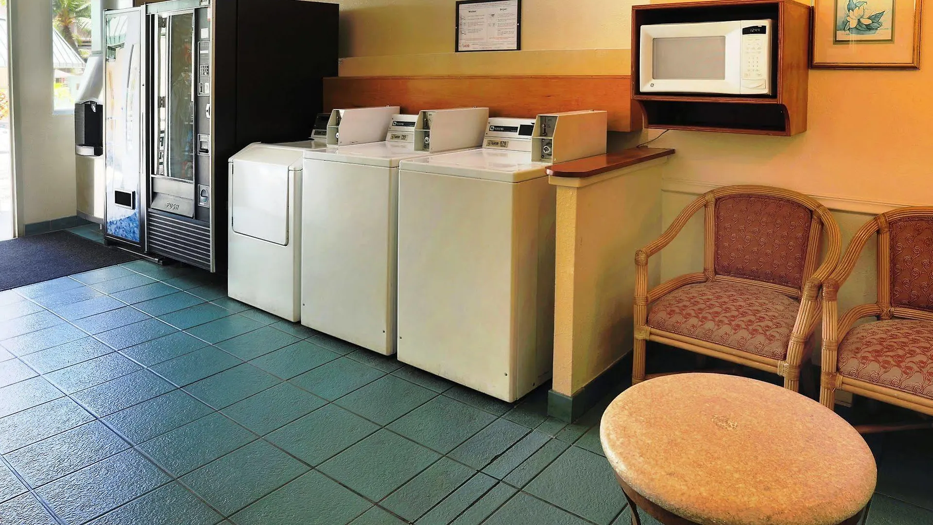 ***  Ramada Plaza By Wyndham Waikiki Hotel Honolulu United States
