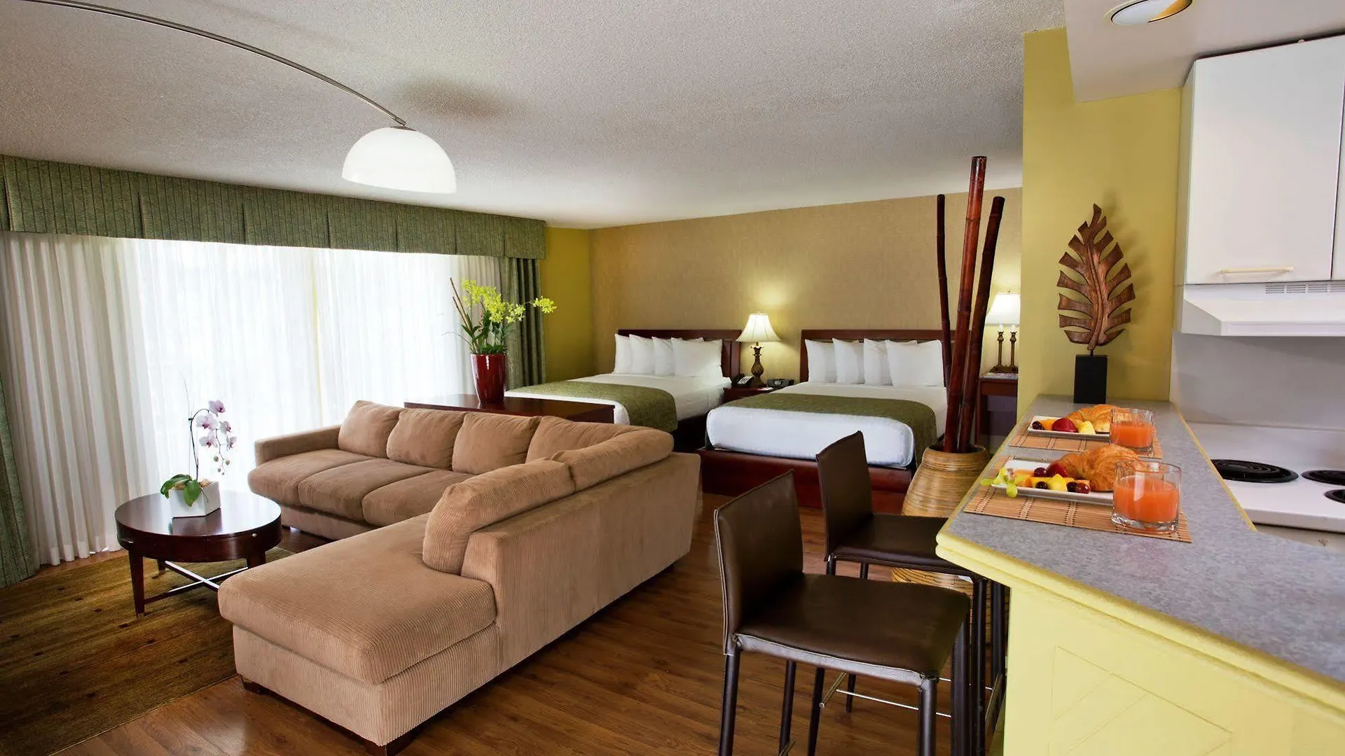 Ramada Plaza By Wyndham Waikiki Hotel Honolulu