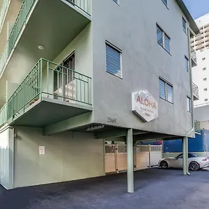 Aloha Waikiki Апарт-отель