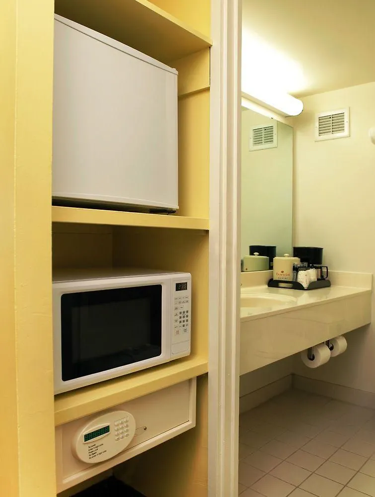 Ramada Plaza By Wyndham Waikiki Hotel Honolulu 3*,  United States